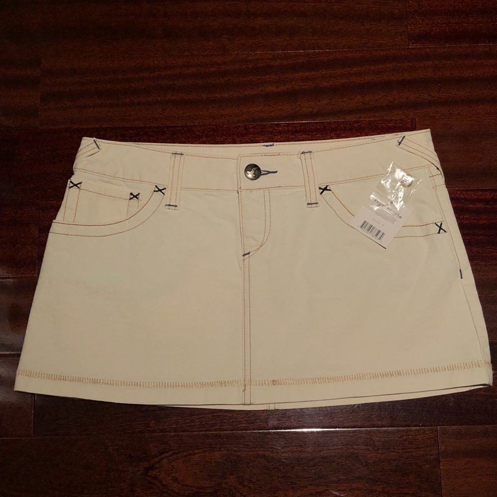 NWT Free People mini skirt, natural color, size 6